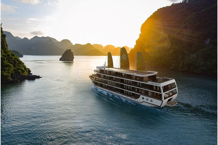 Du thuyền La Regina Royal